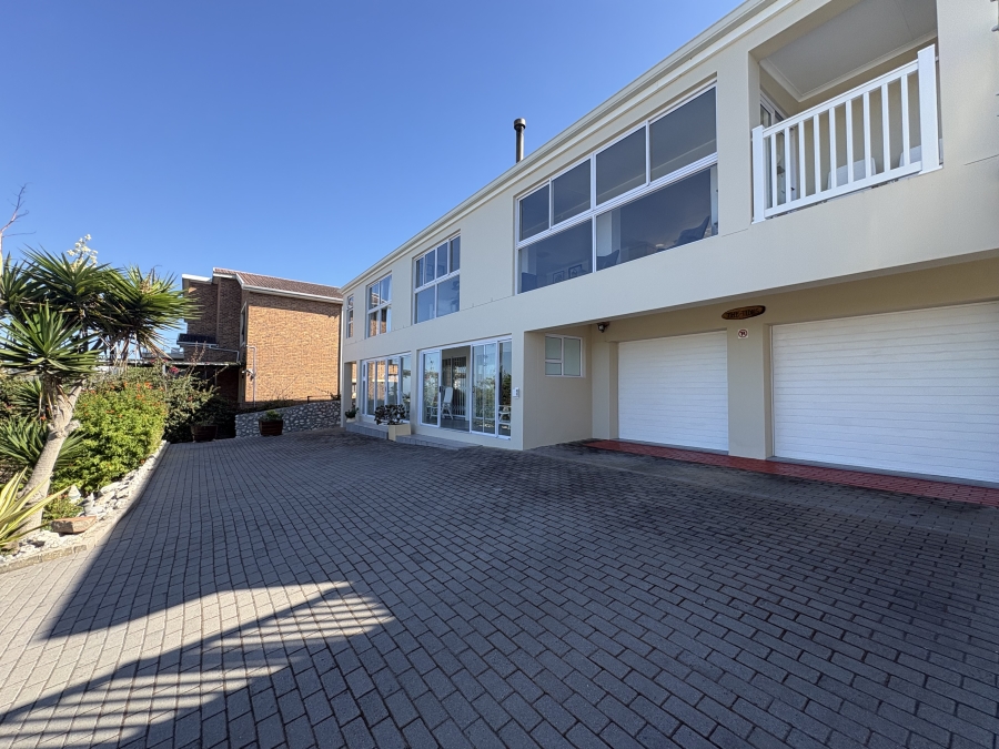 4 Bedroom Property for Sale in Pearl Bay Western Cape